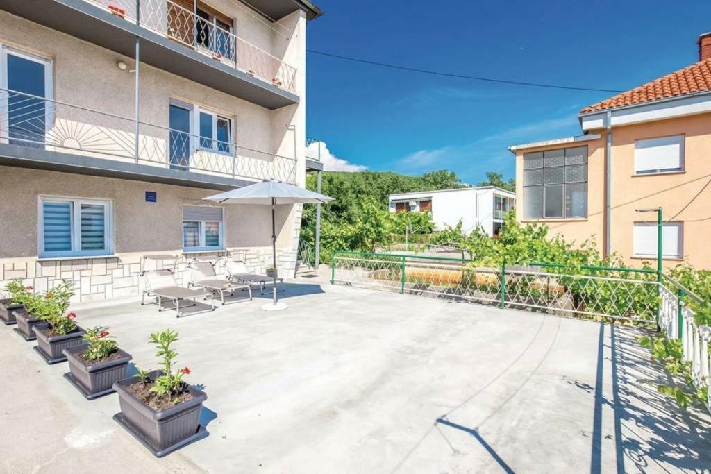 קוסטרנה Apartment Laura מראה חיצוני תמונה