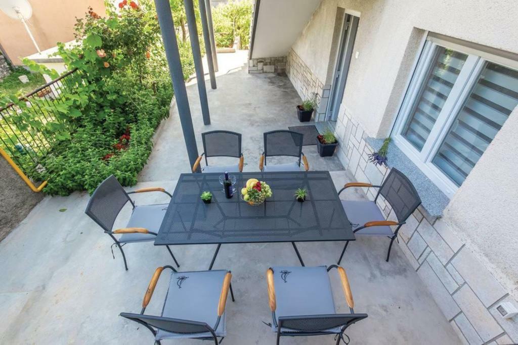 קוסטרנה Apartment Laura מראה חיצוני תמונה